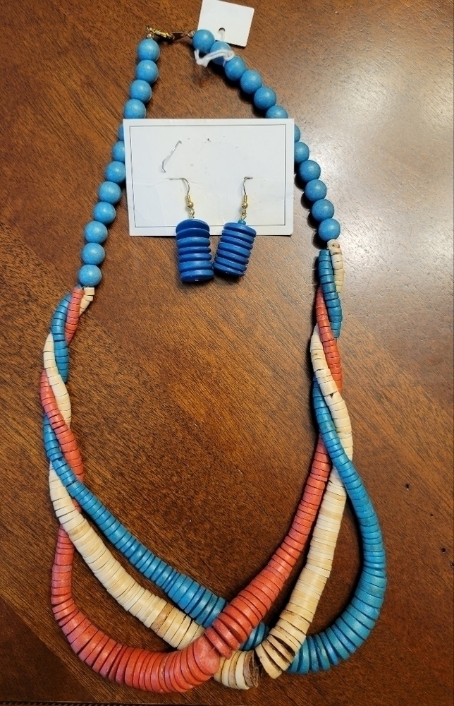 Womens Red, White & Blue Bead Necklace Set